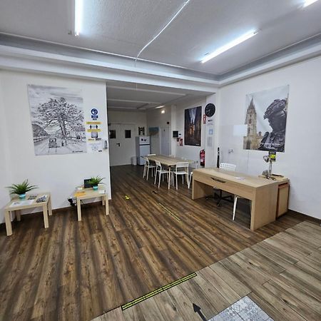 Albergue Turistico La Peregrina Oviedo Buitenkant foto